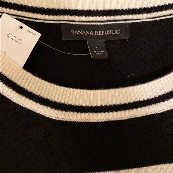 Banana Republic woman “7” sweater NWT - Picture 5 of 8